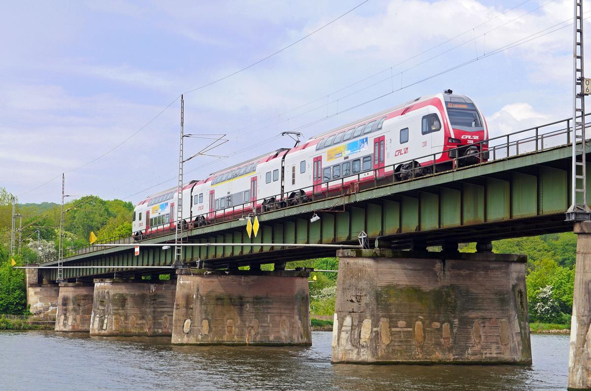 Caught Between its Neighbours: A Resilience Test for Luxembourg